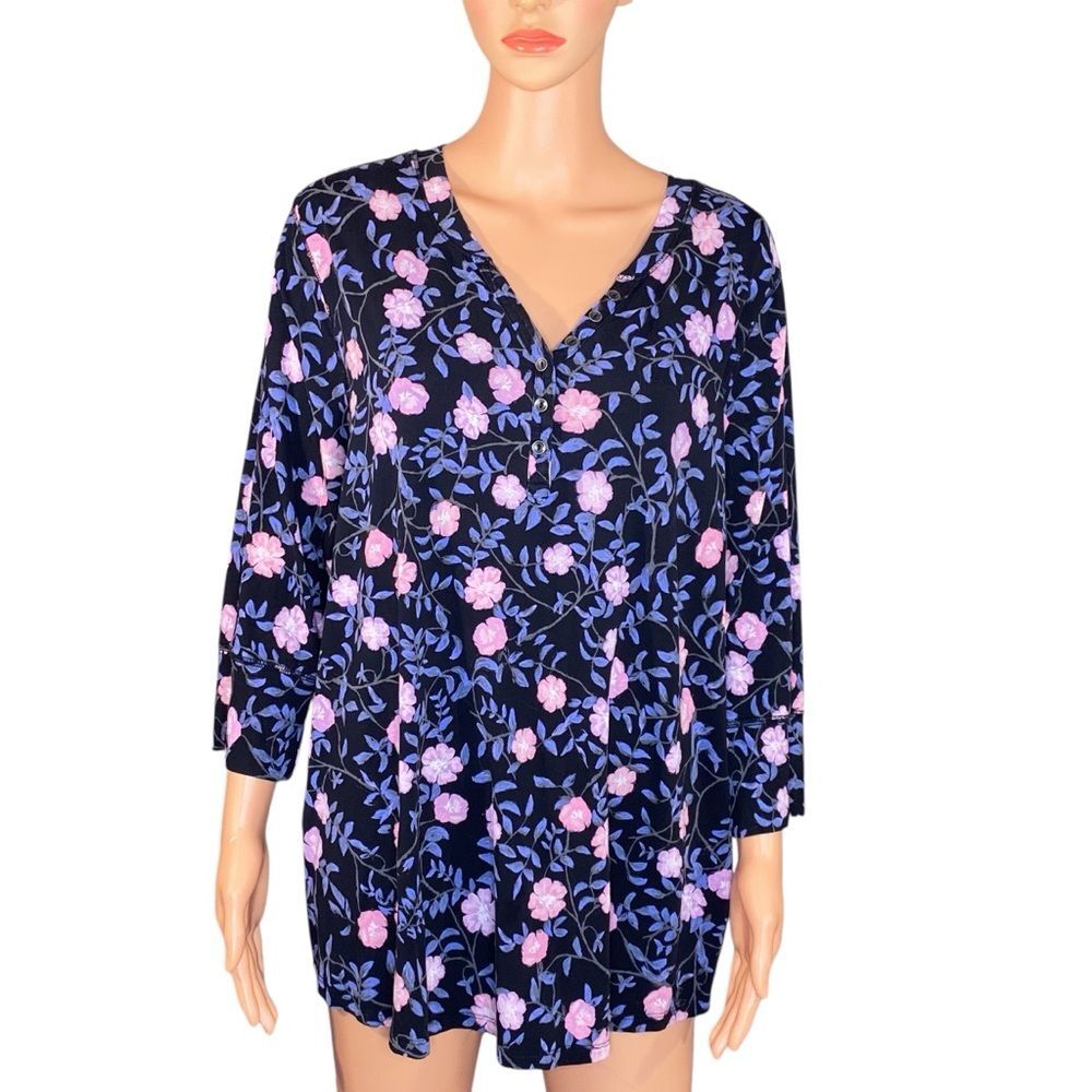 Relativity Black Floral V-Neck Long Sleeve Tunic with Pink & Lavender Flowers